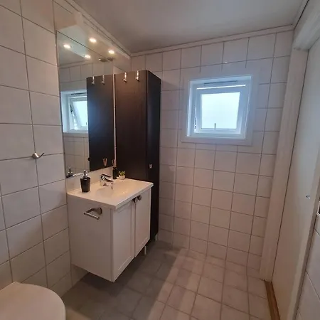 Koselig Familiebolig Granasen